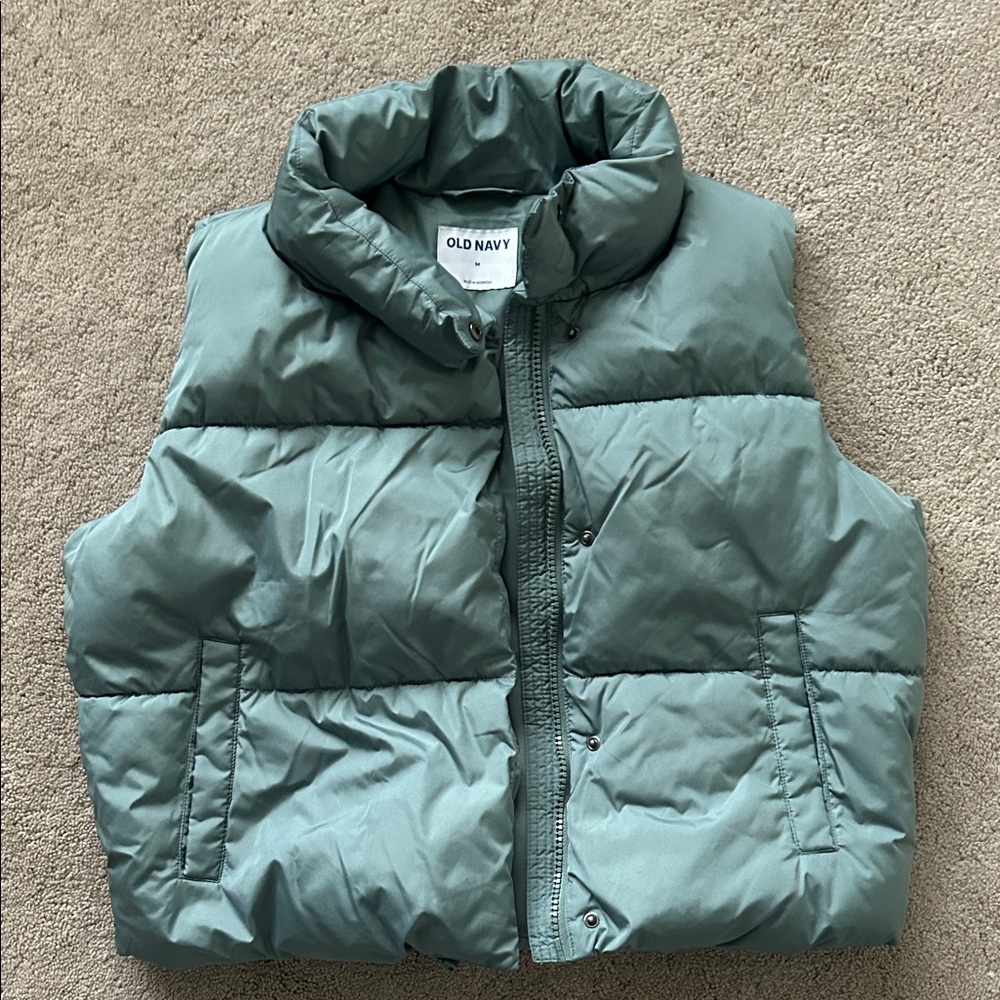 Old Navy Puffer Vest